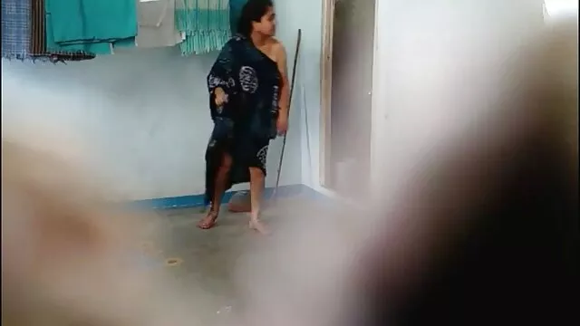 Kim cương Fox đi tới thị phim sex japan hay nhat trấn với một đói cổ họng.
