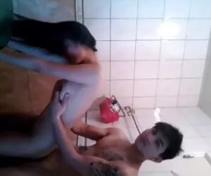 Ba lỗ châu Âu phim x nhat đầu tiên đau đớn